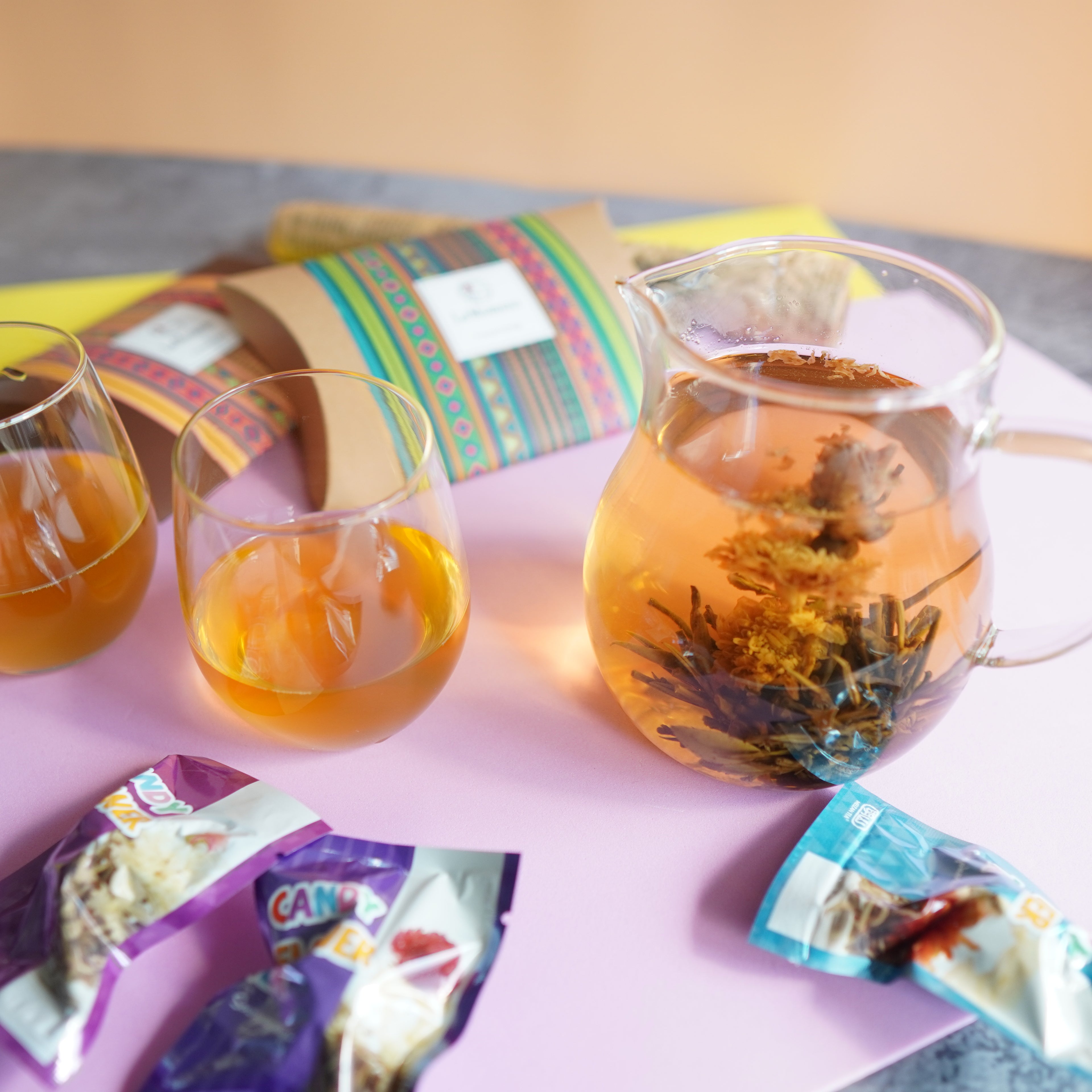 ジャスミンとバラが揺れる花咲く工芸茶(緑茶)3個入り