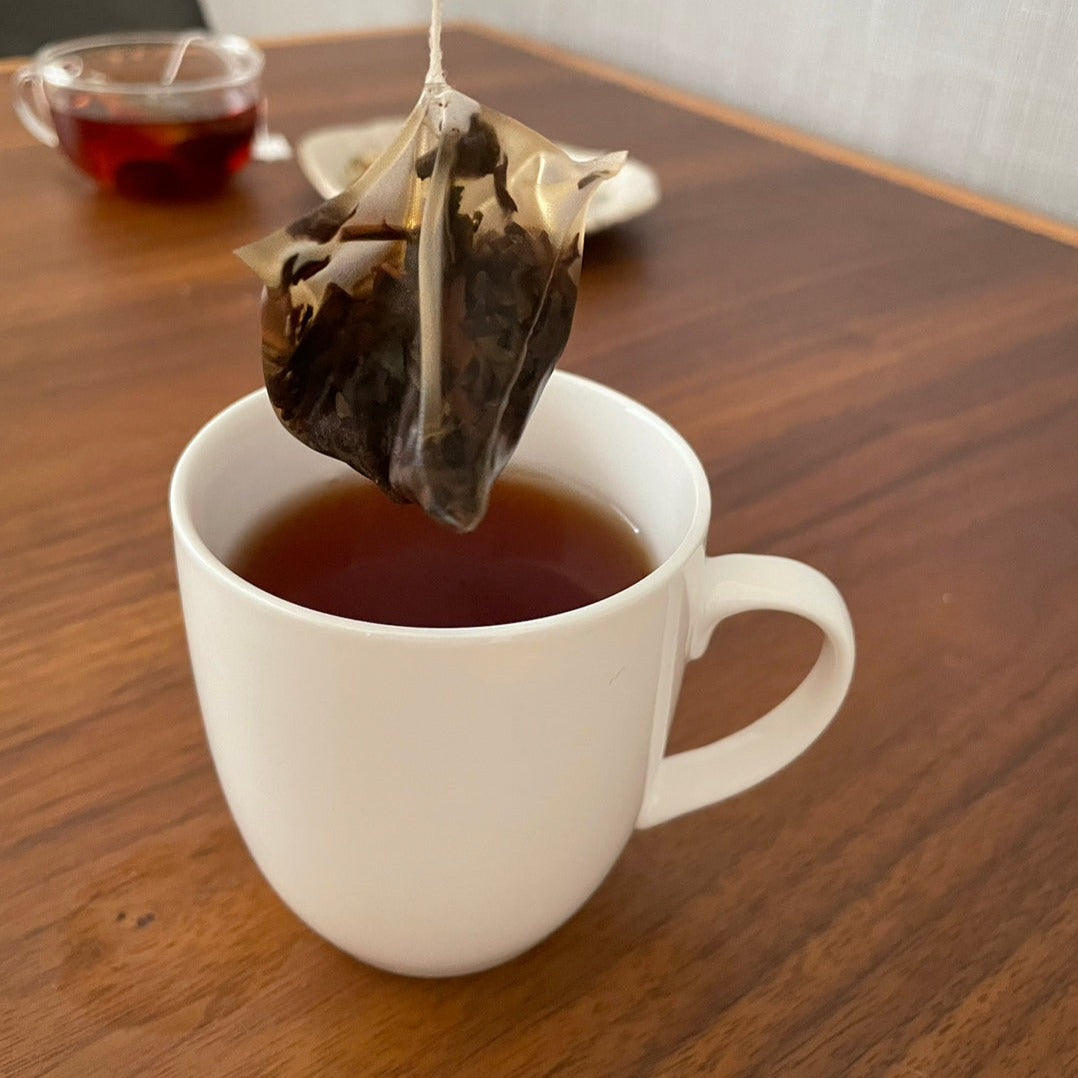 深い味わい健康の源のプーアル茶 ティーバッグ8個入り