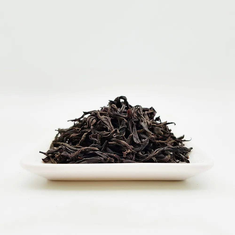 30g black tea with the aroma of cinnamon and mint